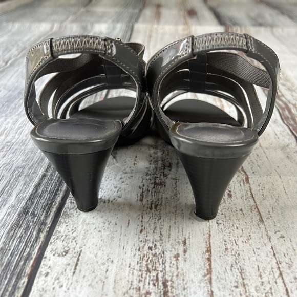 KAREN (KS) SCOTT NEEMA Gray Womens Beaded Strapped Shoe 6M - Picture 2 of 9